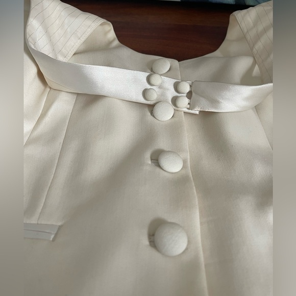 WHBM Ivory Halter Tuxedo Vest - Picture 7 of 7